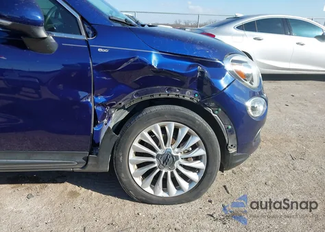 2016 Fiat 500X Lounge z USA, uszkodzony, nr VIN ZFBCFYDT0GP360307